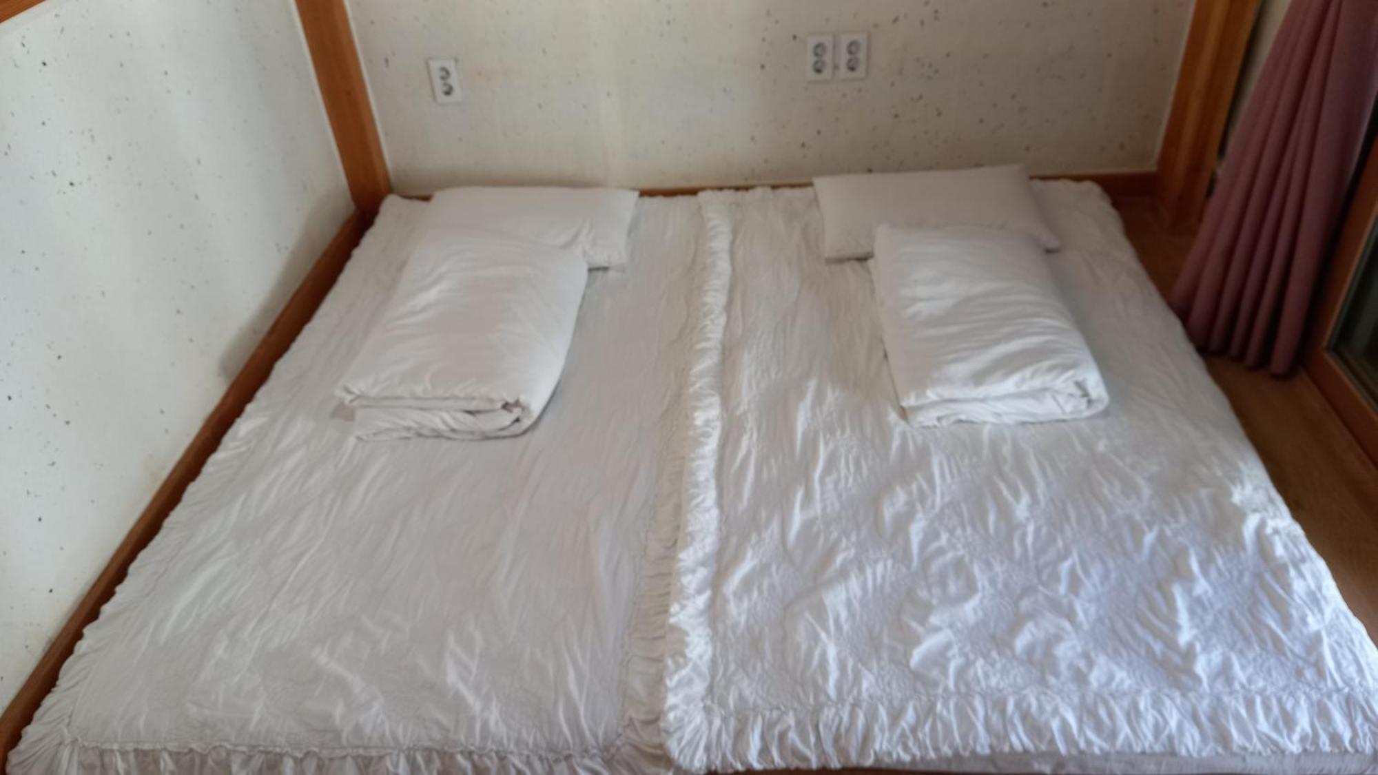 Adam Guesthouse Gyeongju Exterior photo