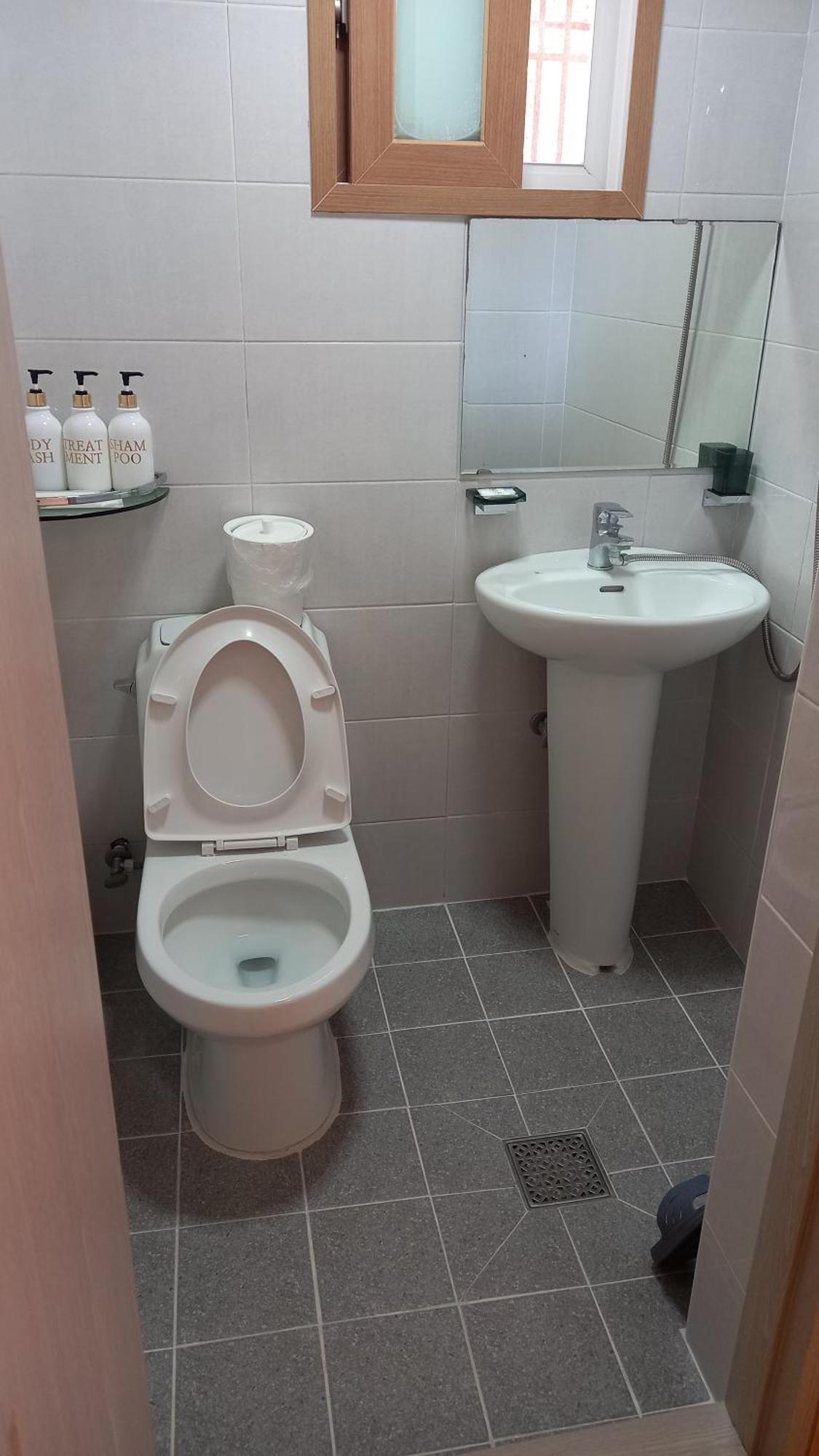 Adam Guesthouse Gyeongju Exterior photo